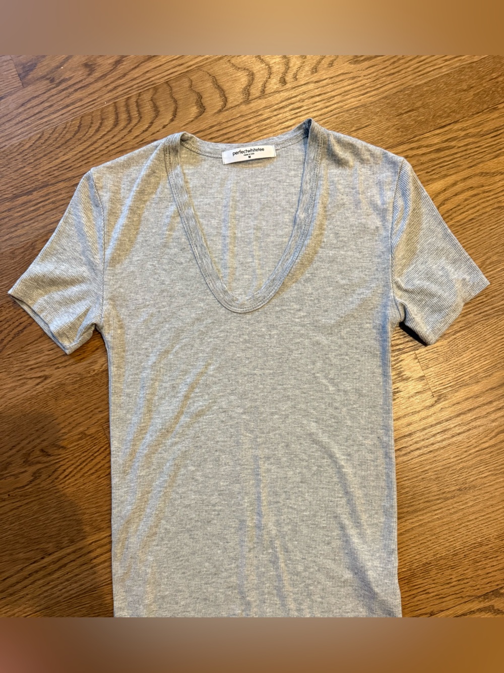 perfectwhitetee “Avril” ribbed U neck t shirt. Size medium.
